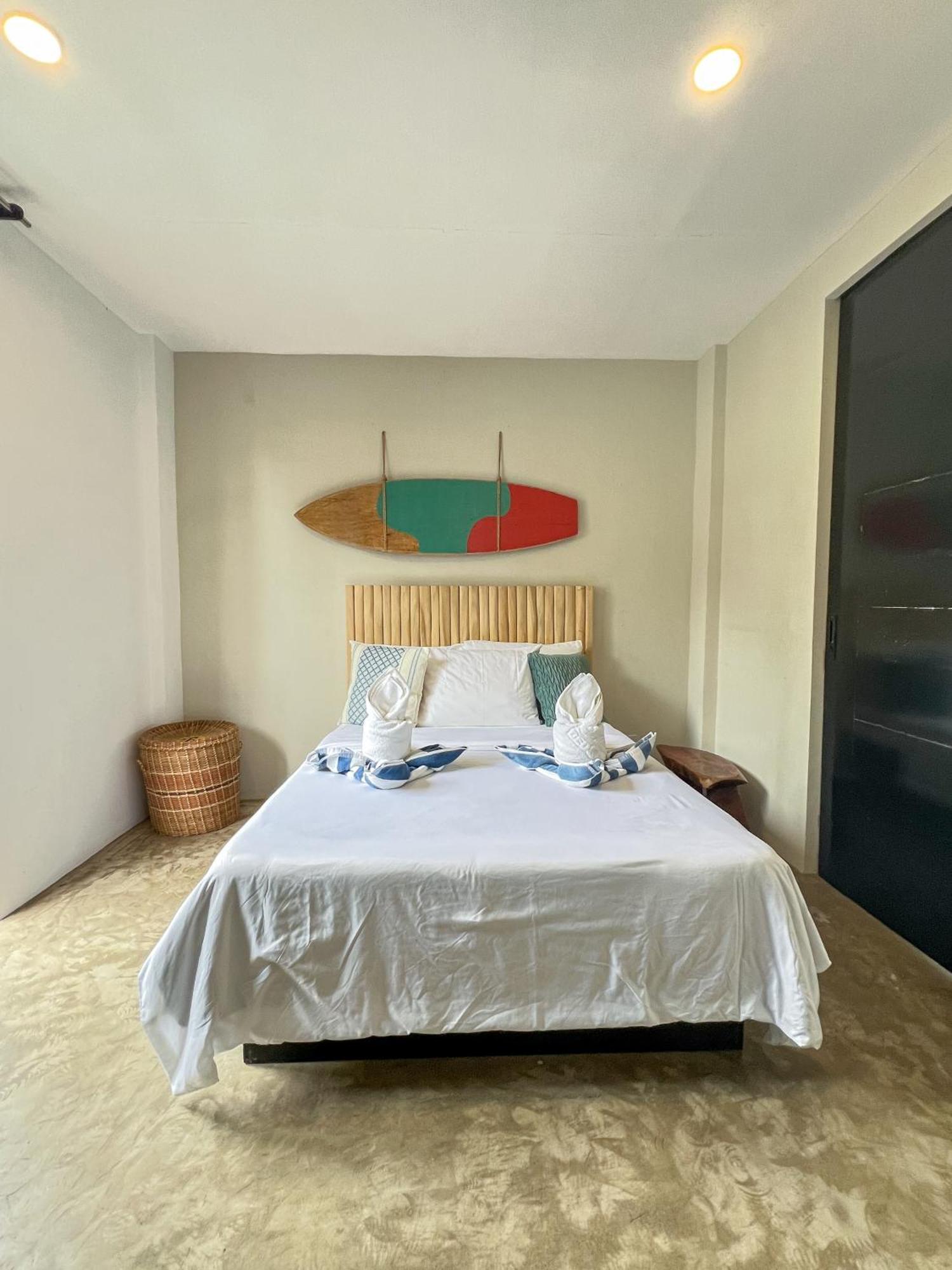 Siargao Bed And Brewery Hotel General Luna  Exterior photo