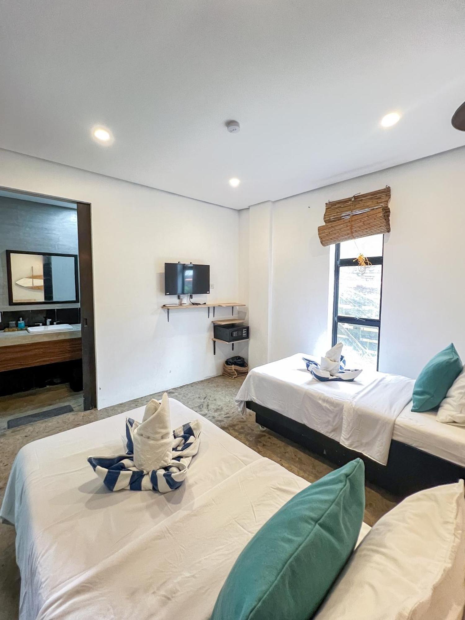 Siargao Bed And Brewery Hotel General Luna  Exterior photo