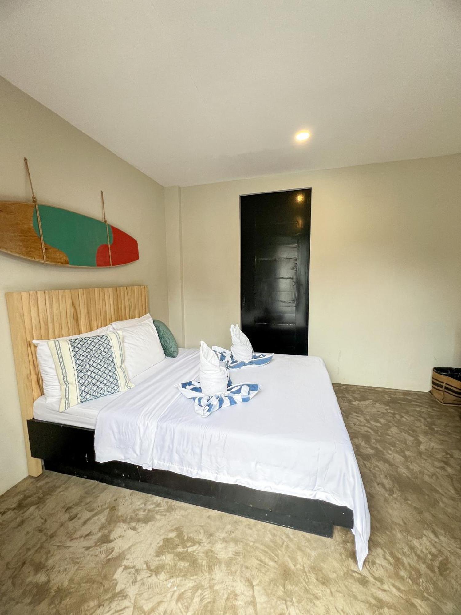 Siargao Bed And Brewery Hotel General Luna  Exterior photo